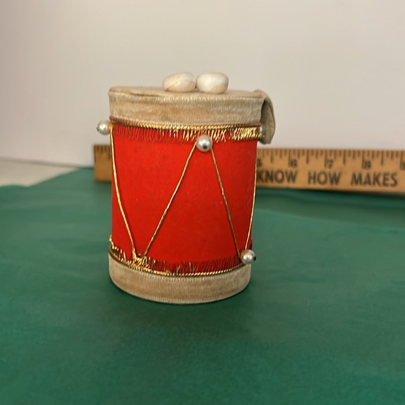 VTG 1940s 50s HANDMADE DRUM CHRISTMAS TREE ORNAMENT 3 1/2" TALL RED WHITE GOLD - Picture 3 of 5